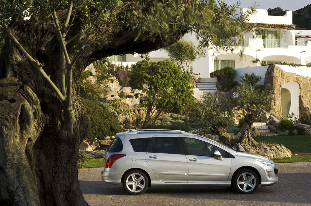 Peugeot 308 SW: Van-Ambiente im Kombi 