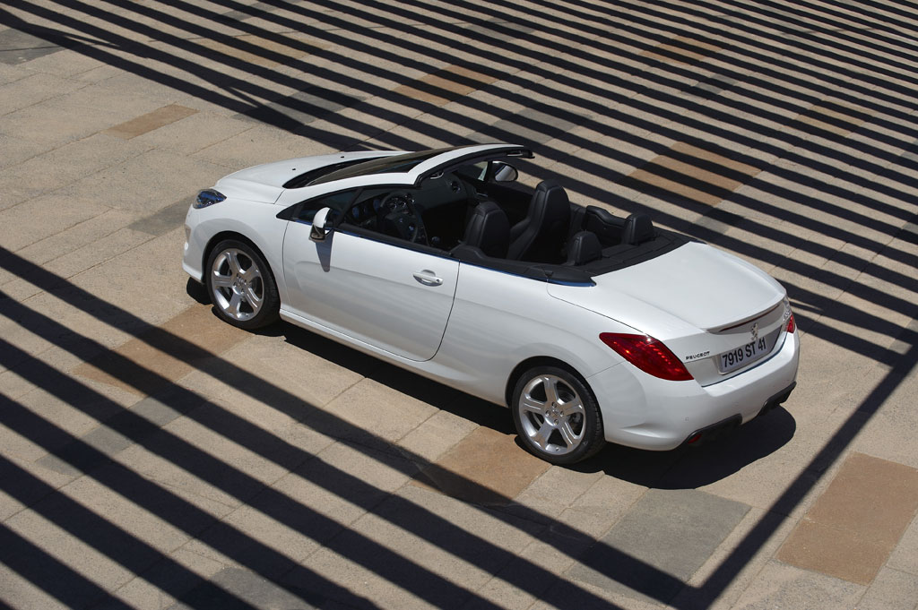 Peugeot zeigt das Modell 308 CC
