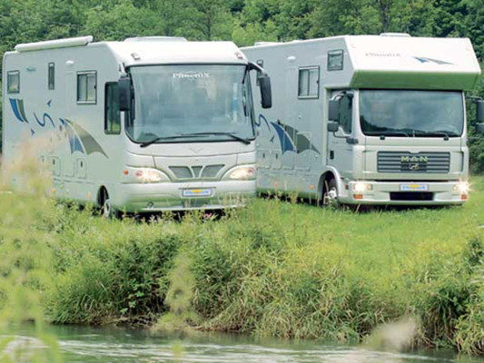 Phoenix-Reisemobil im Internet virtuell zusammenstellen 