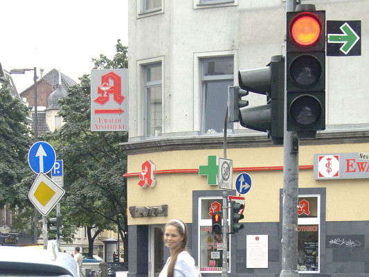 Recht: Überprüfung eines Rotlichtverstoßes 