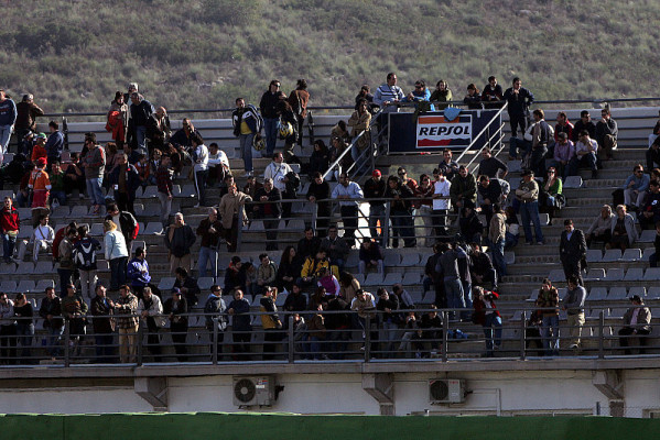 Stadionatmosphäre in Ungarn: Schnell und sicher