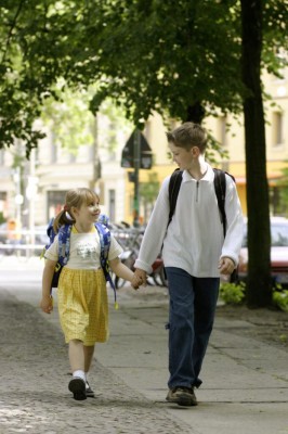 Stark befahrene Straßen machen Kinder krank 