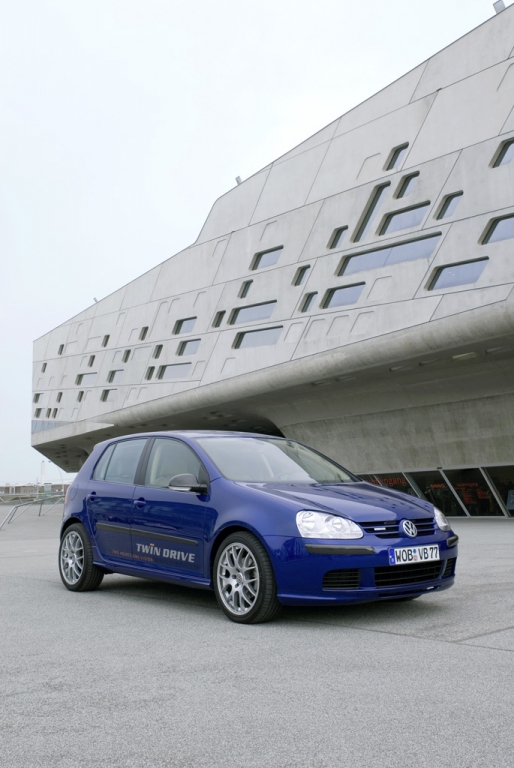 VW Golf Twin Drive: ''Flottenversuch Elektromobilität'' 