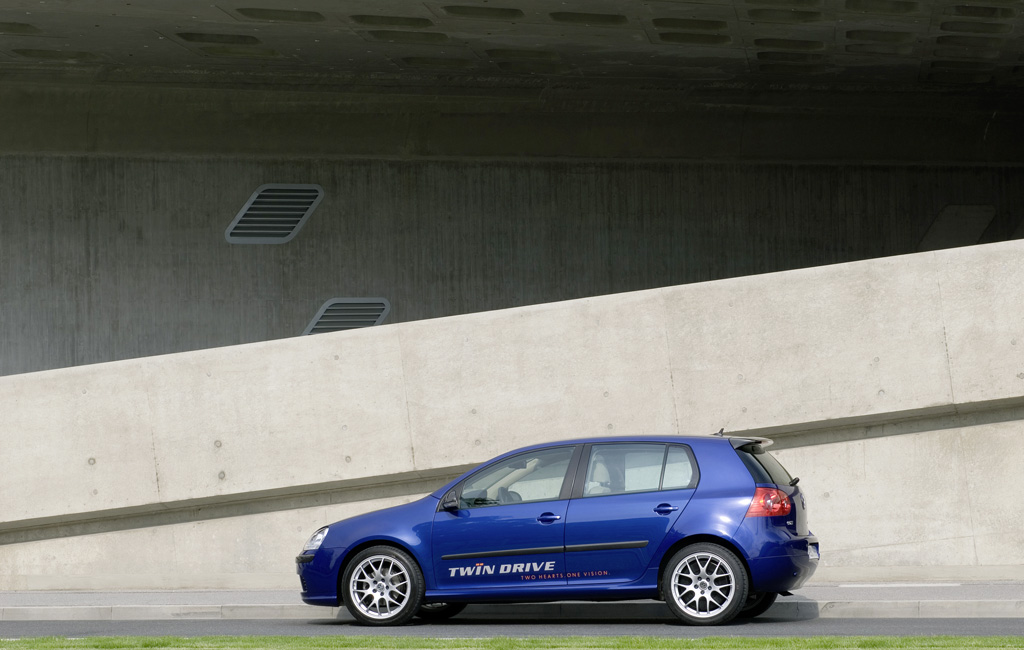 VW Golf Twin Drive: ''Flottenversuch Elektromobilität'' 