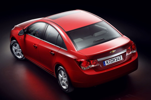 Chevrolet feiert Weltpremiere des Cruze in Paris 