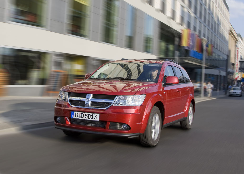 Dodge Journey erhält Allradantriebssystem von BorgWarner 