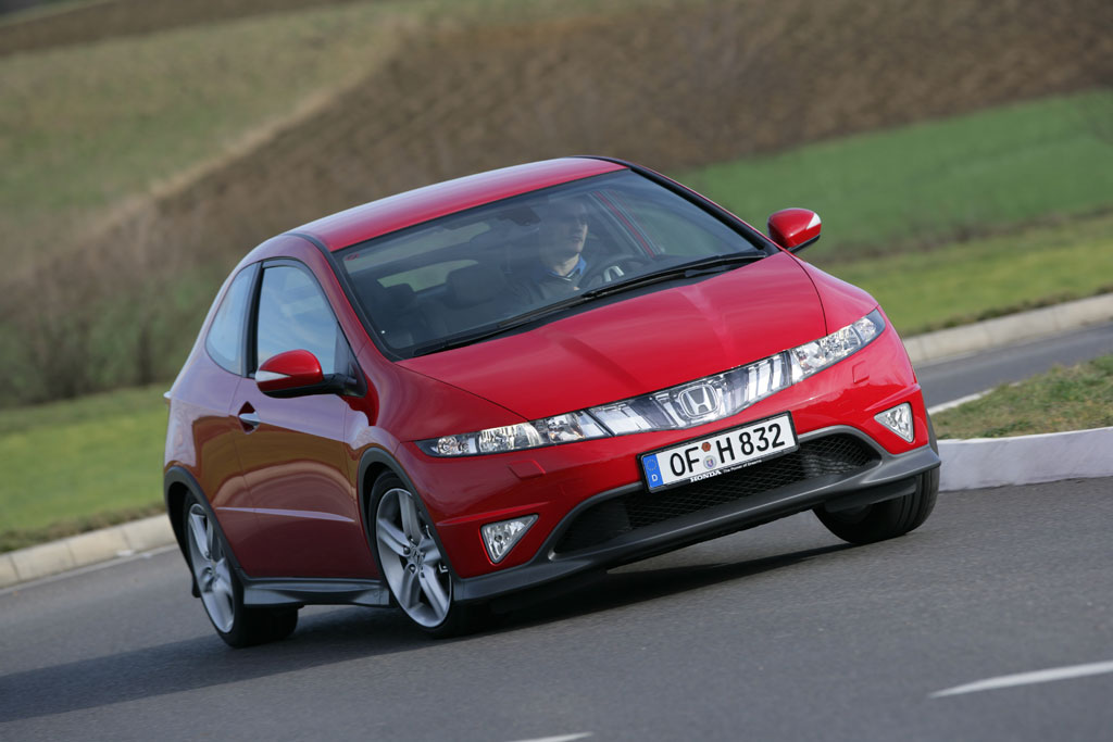 Fahrbericht Honda Civic 1.8 Executive: ''Spacig'' auf der Straße 