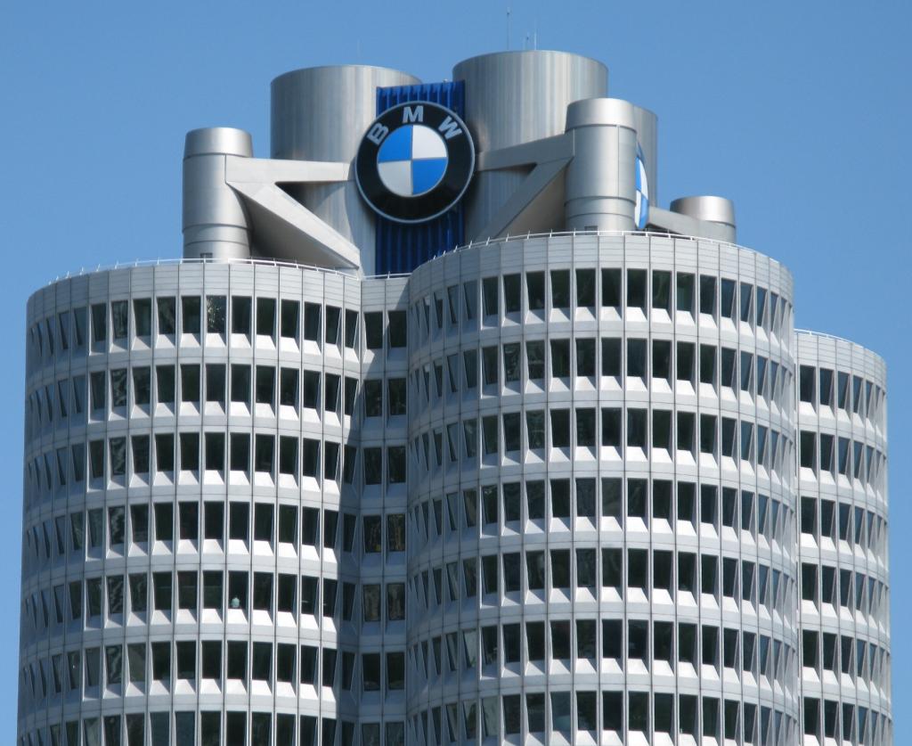 Hintergrund BMW: Fehlzündungen im ''Vierzylinder''