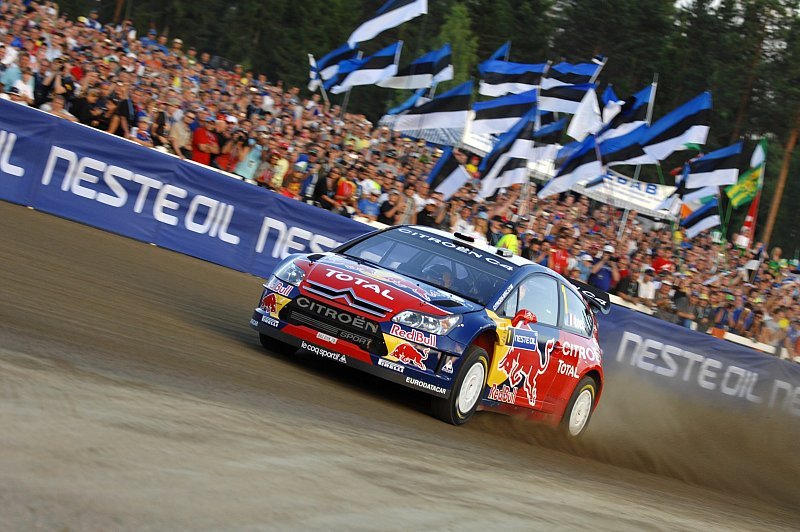 Loeb bei Rallye Finnland weiter in Führung: Loeb vor großer Überraschung