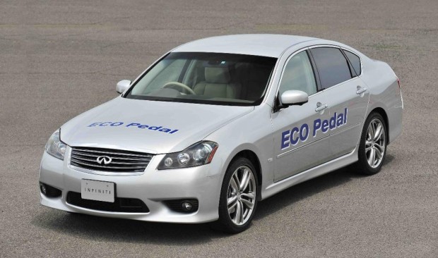 Nissan entwickelt Sprit sparendes Gaspedal-System