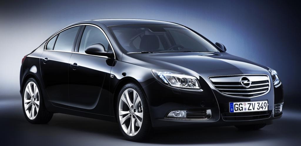 Opel präsentiert mit dem Insignia sein neues Marken-Design