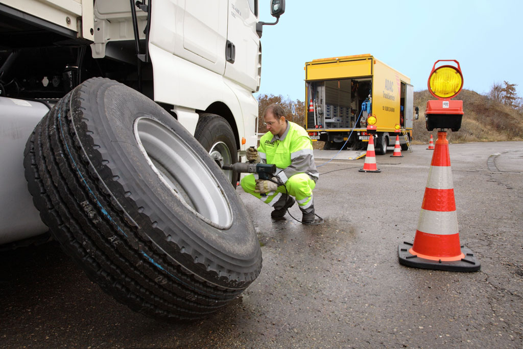 Pannenkosten bei Lkw-Reifen sinken um bis zu 17 Prozent