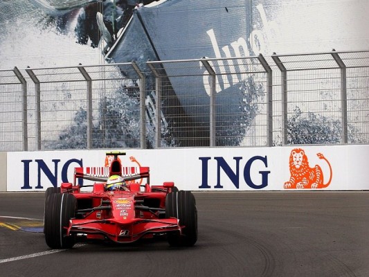 Qualifying: Massa startet von der Pole