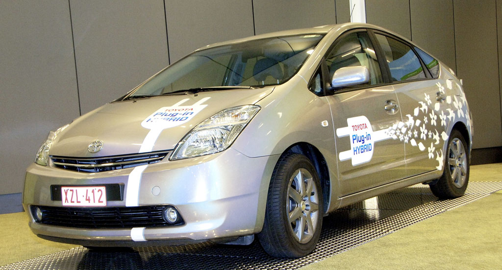 Toyota Plug-In-Hybrid: Tanken aus der Steckdose 