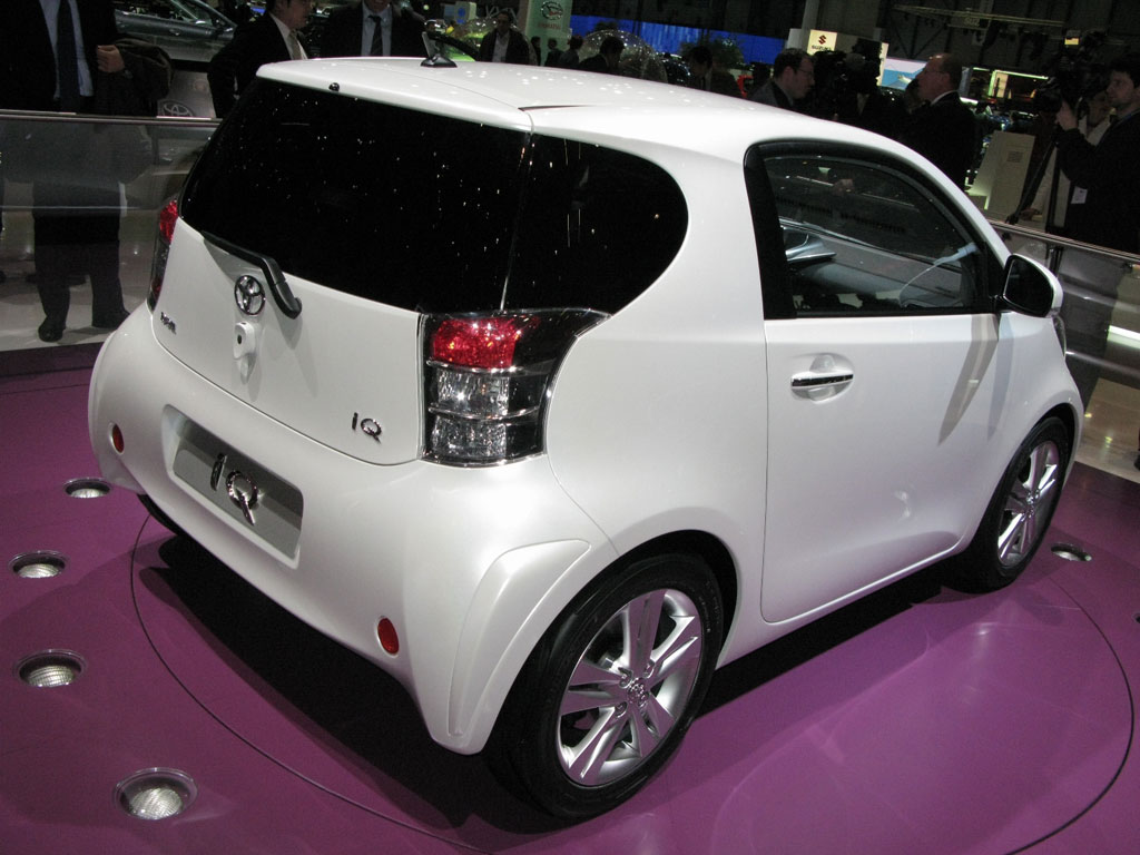 Toyota iQ
