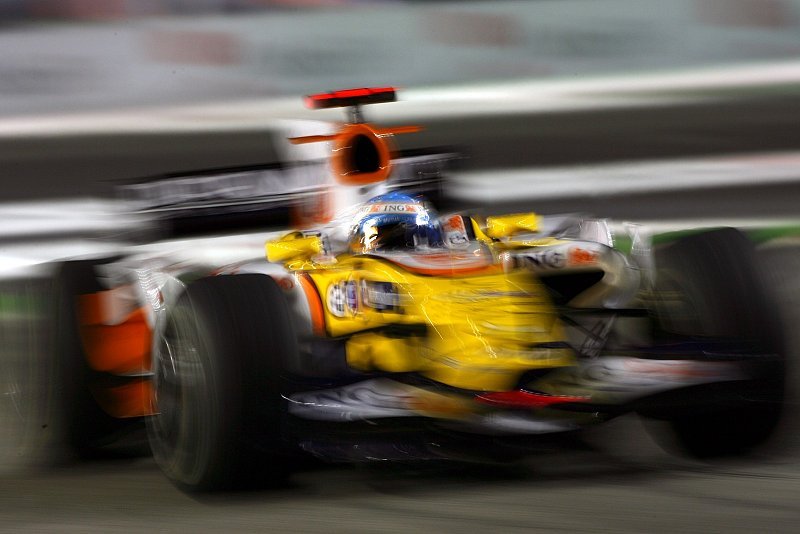 3. Training - Alonso sticht Hamilton aus: Verbesserungen in Singapur