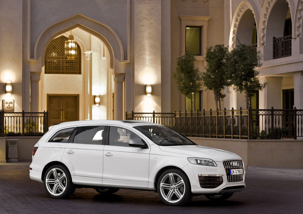 Audi Q7 erster Pkw mit V12-TDI 
