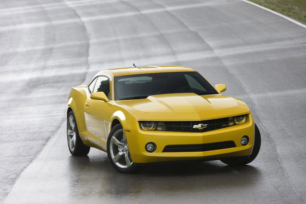 Chevrolet Camaro zeigt Muskeln in Paris 