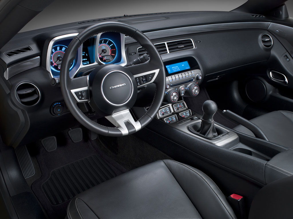 Chevrolet Camaro zeigt Muskeln in Paris