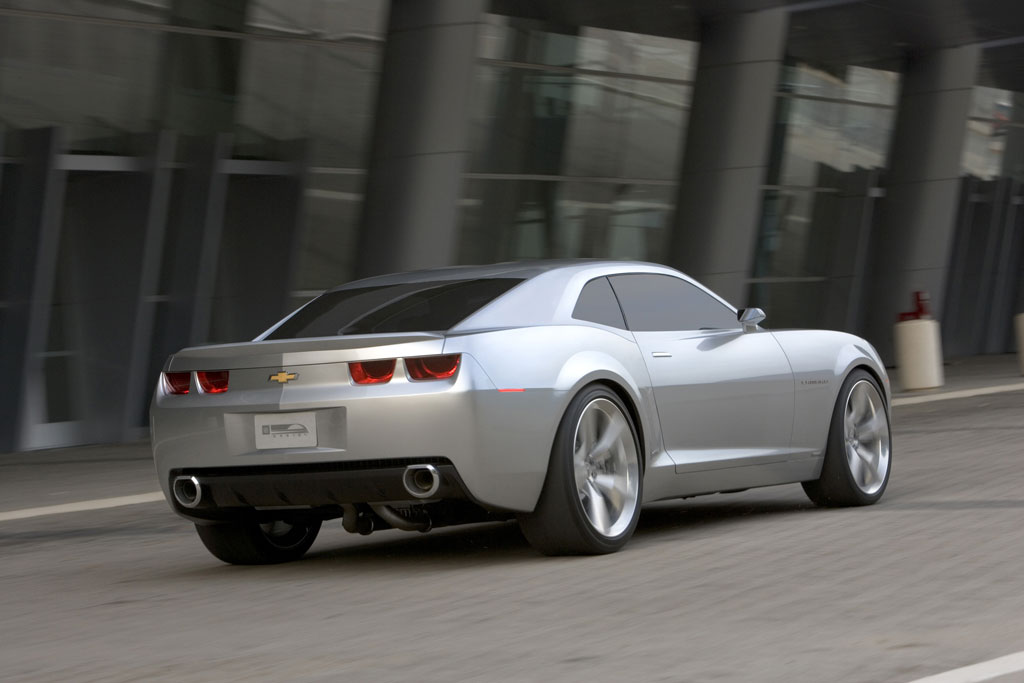 Chevrolet Camaro zeigt Muskeln in Paris