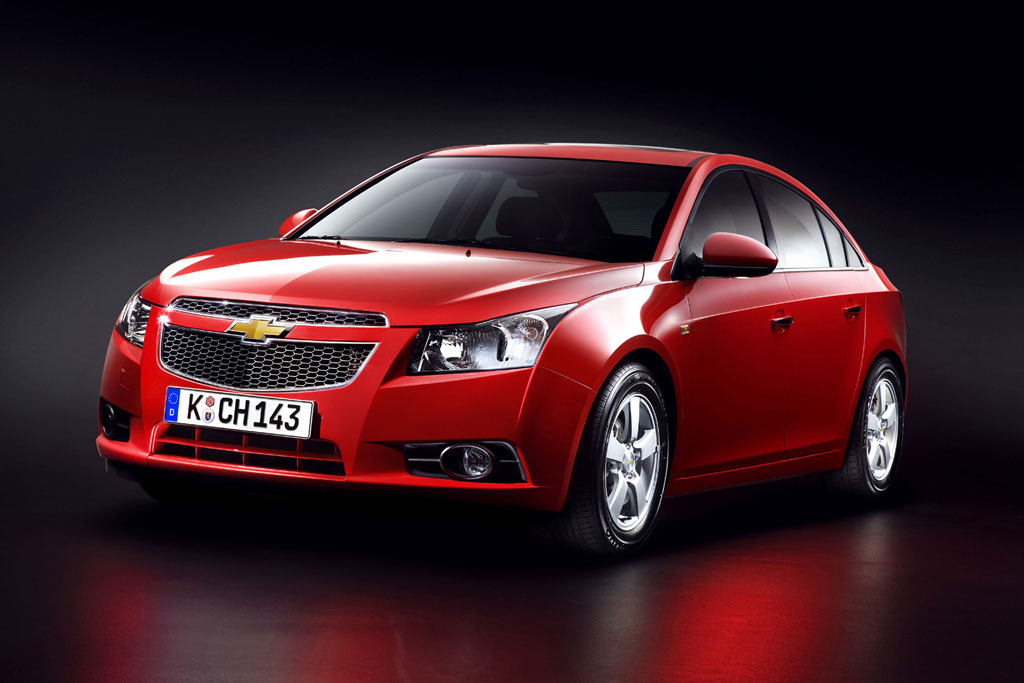 Chevrolet Cruze | Chevrolet präsentiert MPV mit sieben Sitzen in Paris 