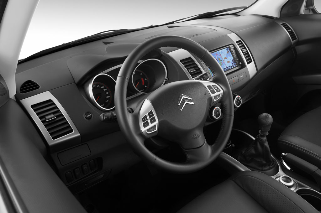 Citroën C-Crosser jetzt auch als Benziner