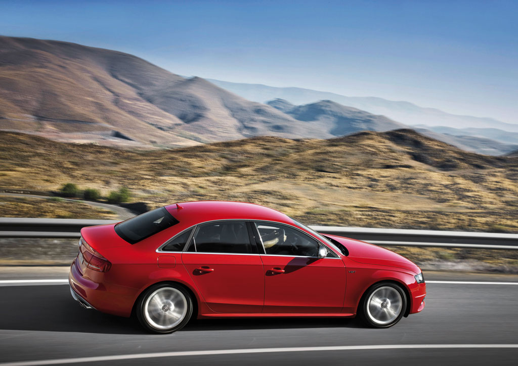 Der Audi S4 3.0 TFSI leistet 333 PS