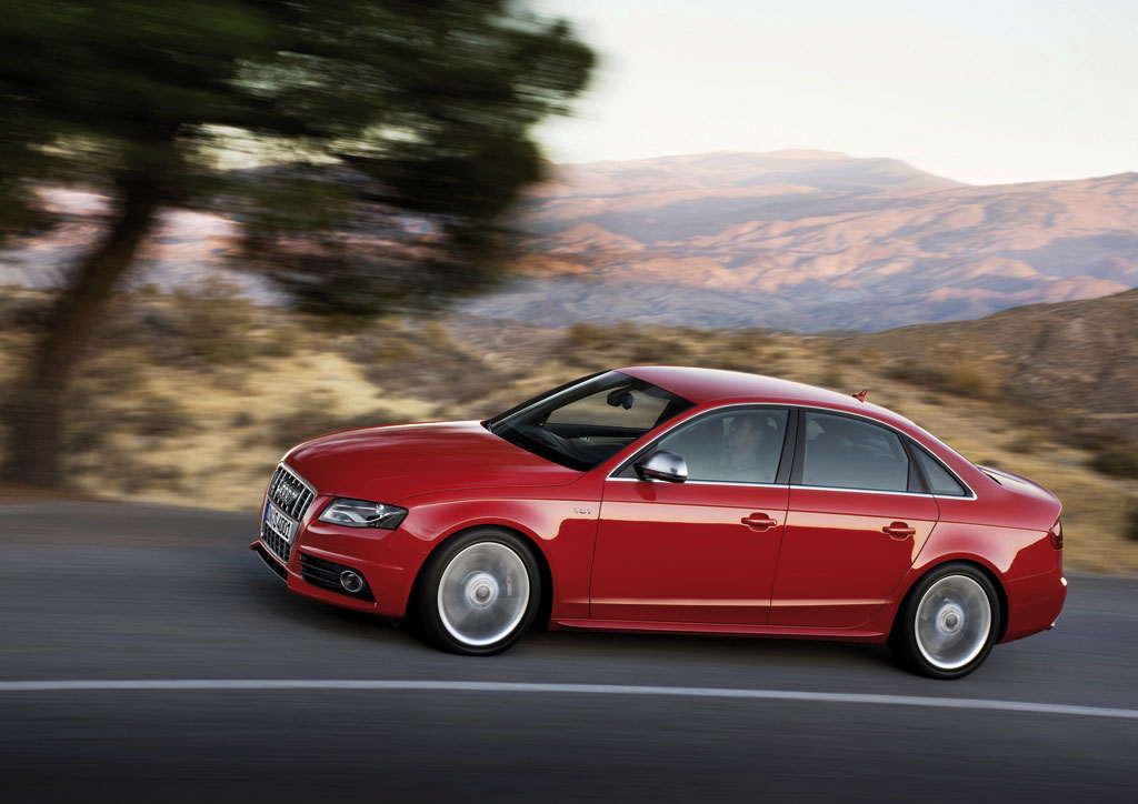 Der Audi S4 3.0 TFSI leistet 333 PS