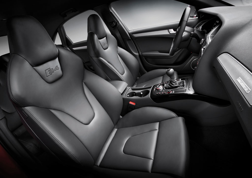 Der Audi S4 3.0 TFSI leistet 333 PS