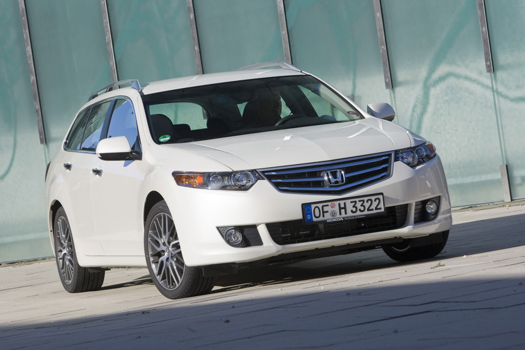 Dynamisches Raumwunder: der neue Accord Tourer