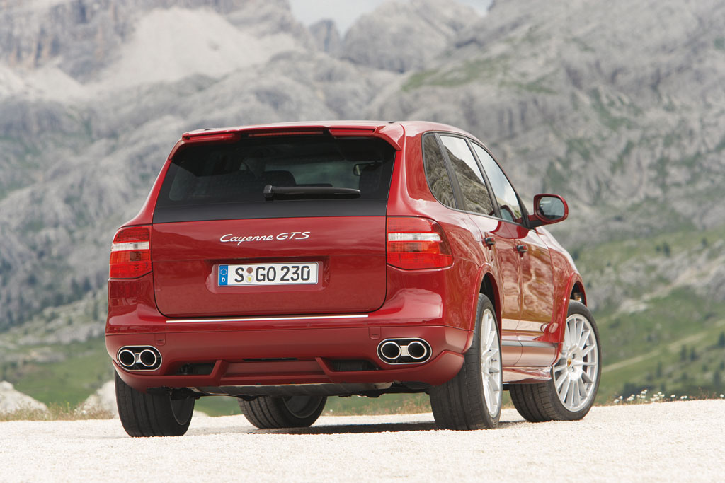 Fahrbericht Porsche Cayenne GTS: Tiefflieger im Offroad-Kleid