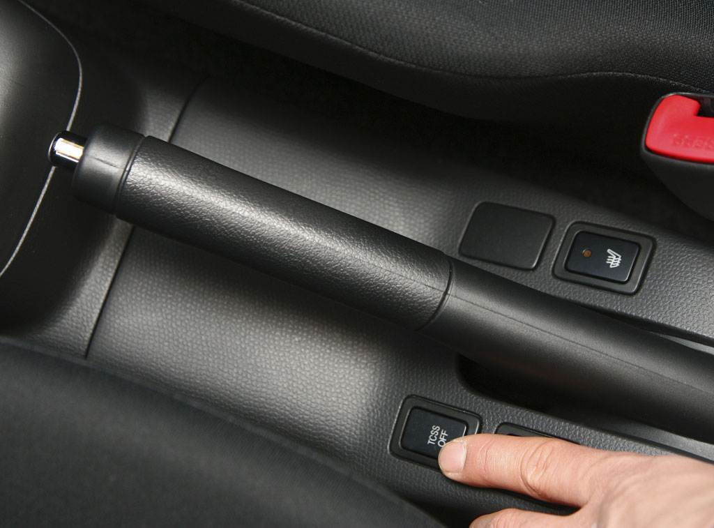 Fahrbericht Suzuki Swift 1300 DDiS: Flott durch die Straßen mit ESP