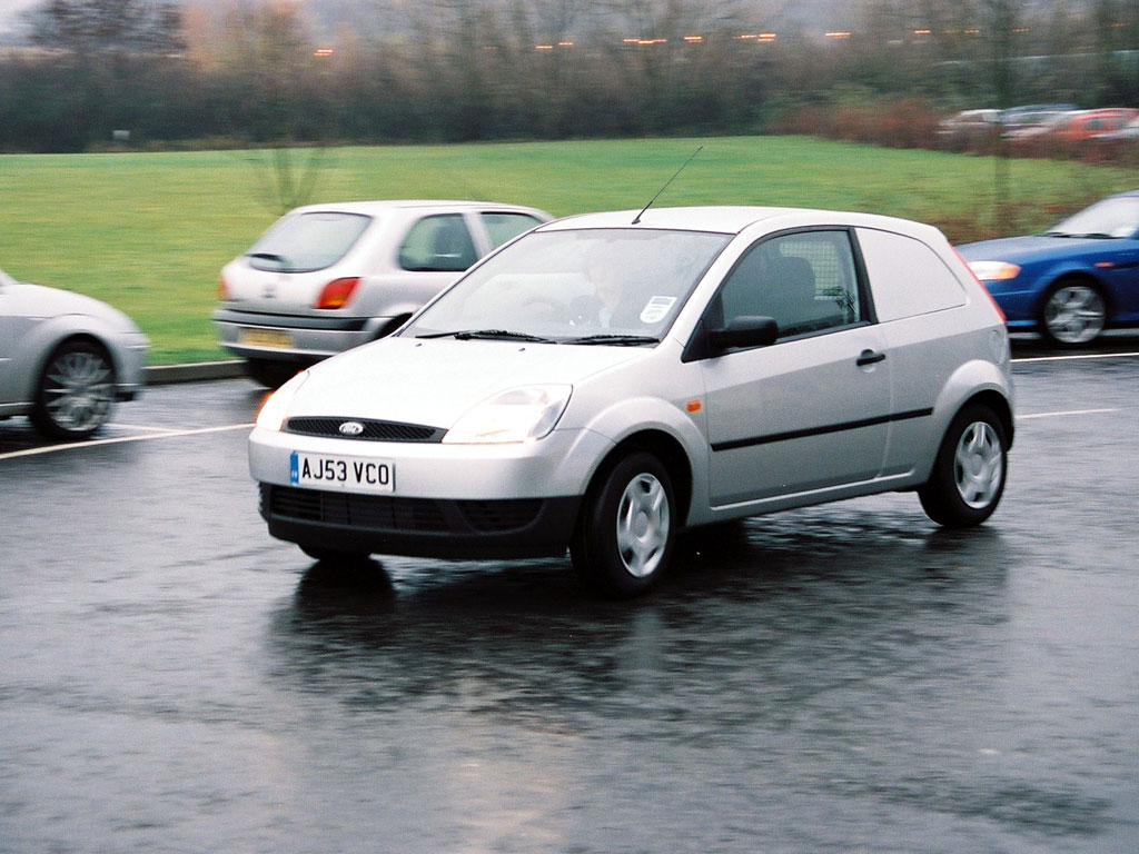 Ford stellt in Hannover den Fiesta Van vor 