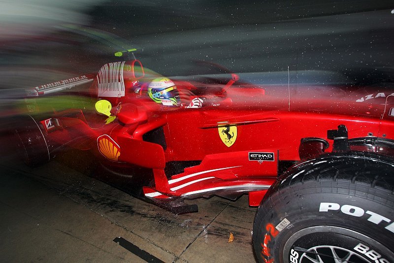 McLaren vs. Ferrari: Eine Frage des Sprits