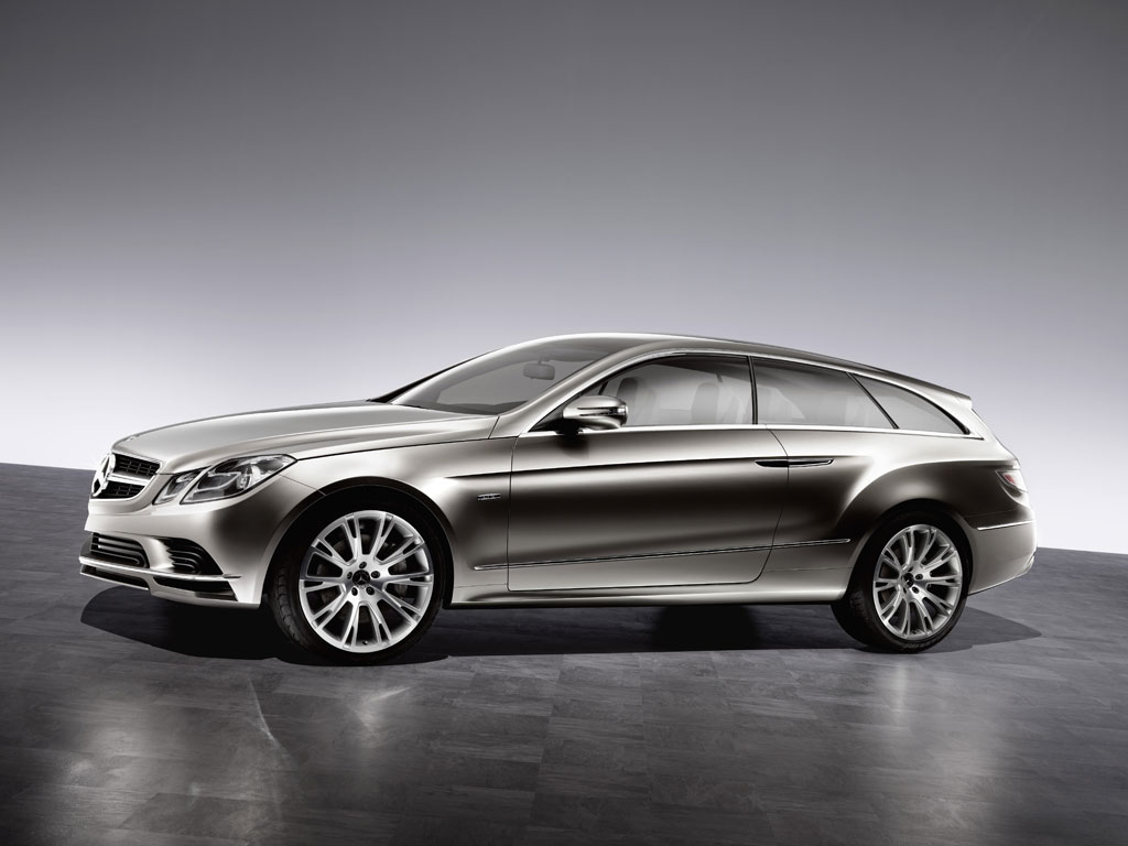 Mercedes-Benz zeigt in Paris Showcar ''Concept Fascination''