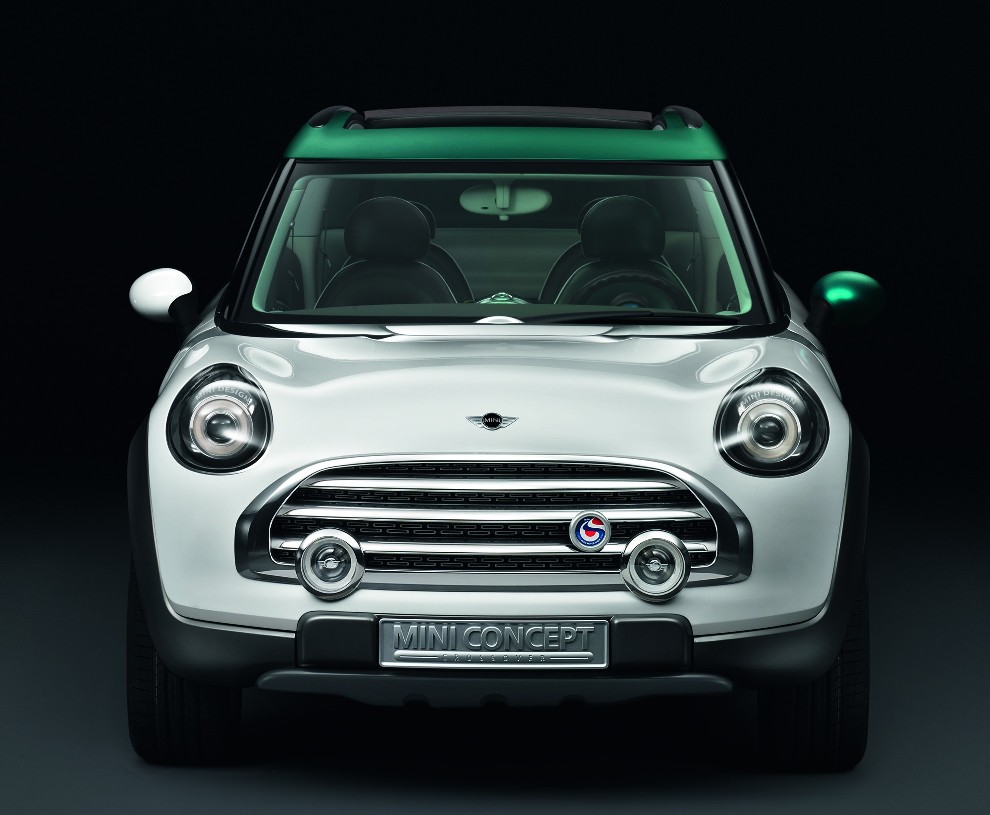 Mini Crossover Concept mit mehr Raum und Allradantrieb