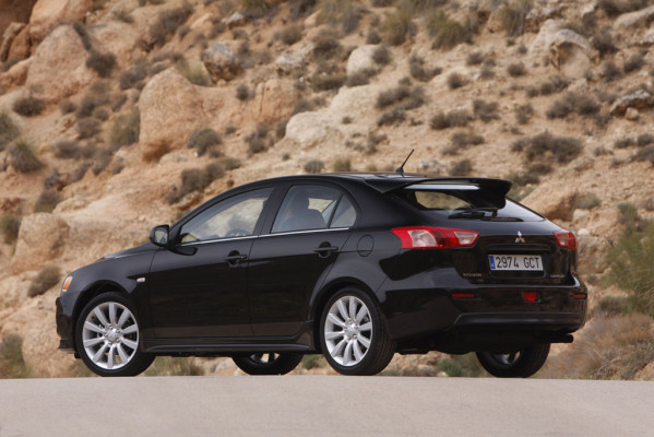 Mitsubishi Lancer Sportback: Flottes Fließheck 