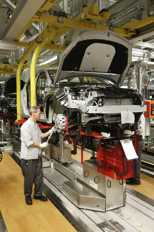 Opel Insignia erhält einen Fernlichtassistenten 