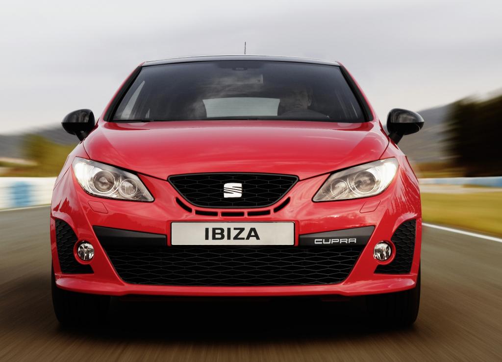 Seat mit zwei weiteren Ibiza-Varianten in Paris