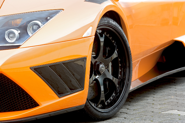Tiefdruck-Gebiet: IMSA Murcielago Spyder
