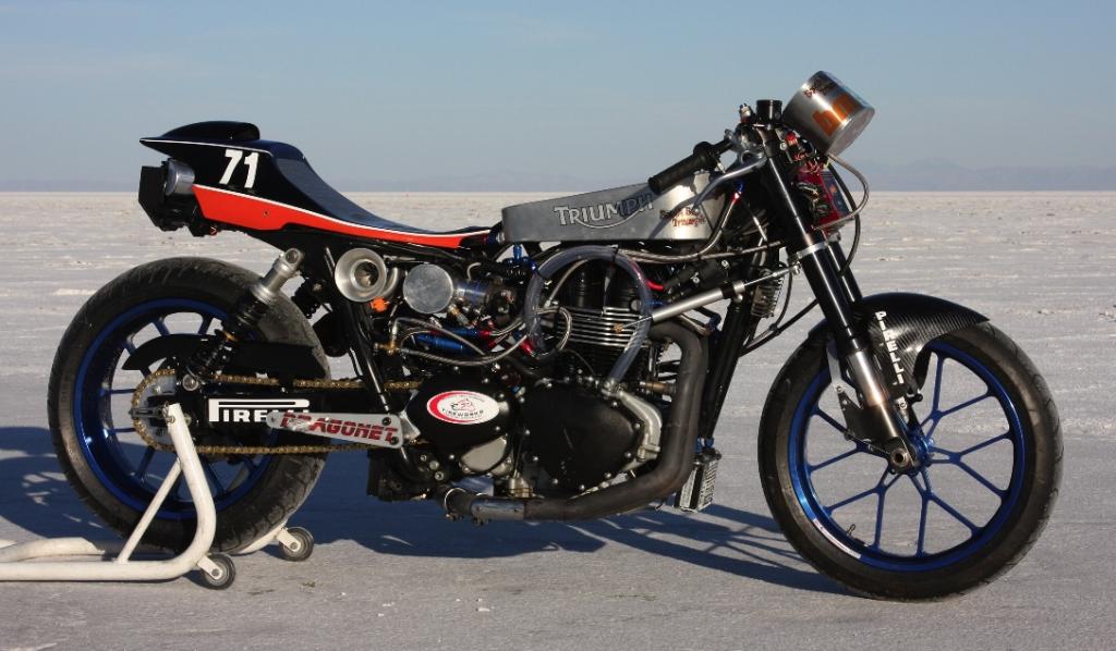Triumph Bonneville fährt zwei Weltrekorde ein
