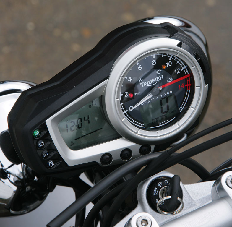 Triumph Street Triple R: Freude in der Mittelklasse 