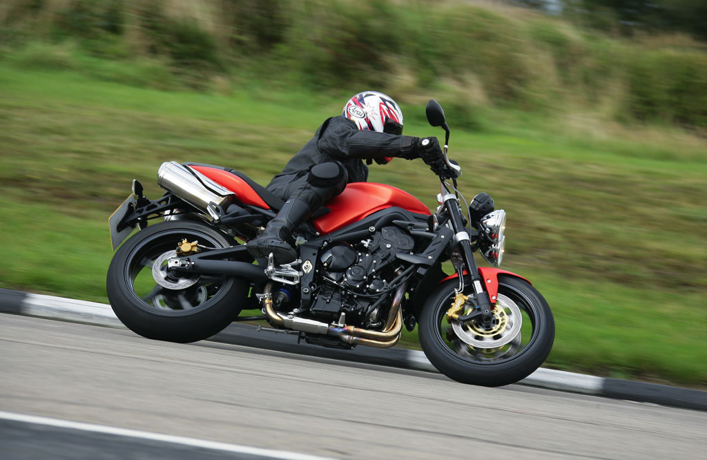 Triumph Street Triple R: Freude in der Mittelklasse 