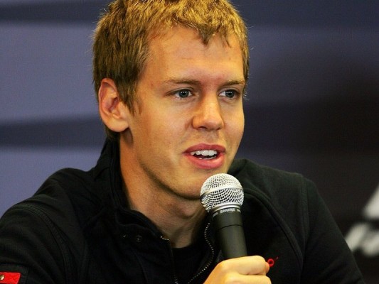 Vettel testet nicht nur RB4: Auch ein Toro-Rosso-Shakedown
