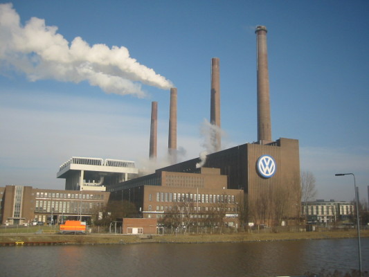 BaFin untersucht Kursexplosion der Volkswagen-Aktie