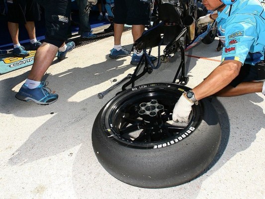 Bridgestone als Reifenmonopolist bestätigt: 2009, 2010 und 2011