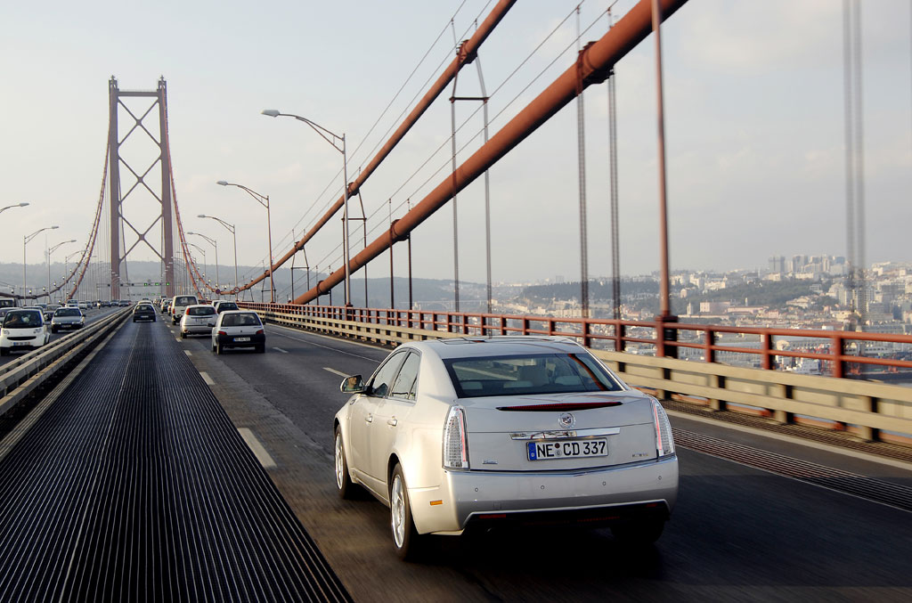 Cadillac CTS-V ab 74 990 Euro 