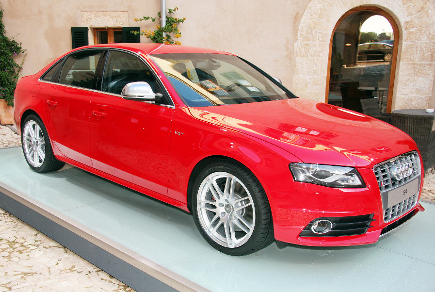 Der neue Audi S4: weniger Verbrauch bei 333 PS