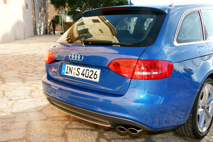 Der neue Audi S4: weniger Verbrauch bei 333 PSDer neue Audi S4: weniger Verbrauch bei 333 PS