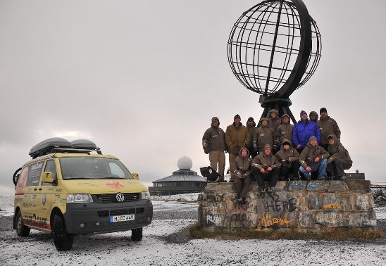 Fünf Volkswagen California Beach auf 24 000-Kilometer-Tour